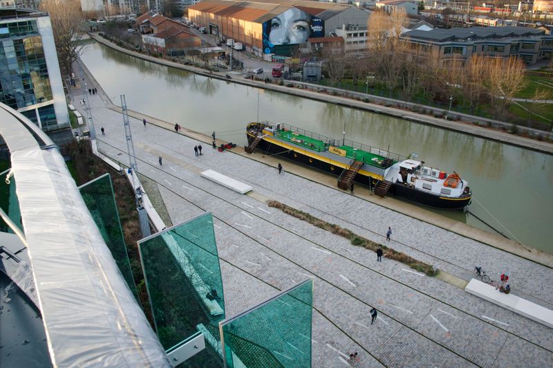A2541-Visite-Pantin-Kanal-092.JPG